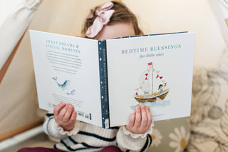 Bedtime Blessings for Little Ones: Hardcover / English